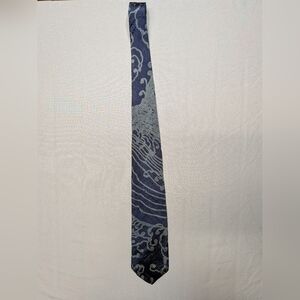 Thai Silk Vintage 100% Hand Woven Silk, Crashing Waves Design Neck Tie